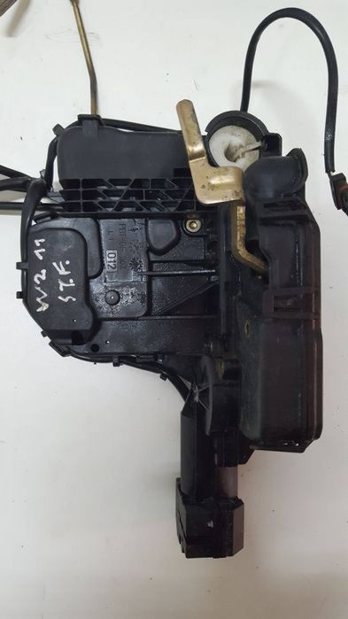 Broasca portiera usa stânga dreapta fata spate Mercedes W211 E-Class