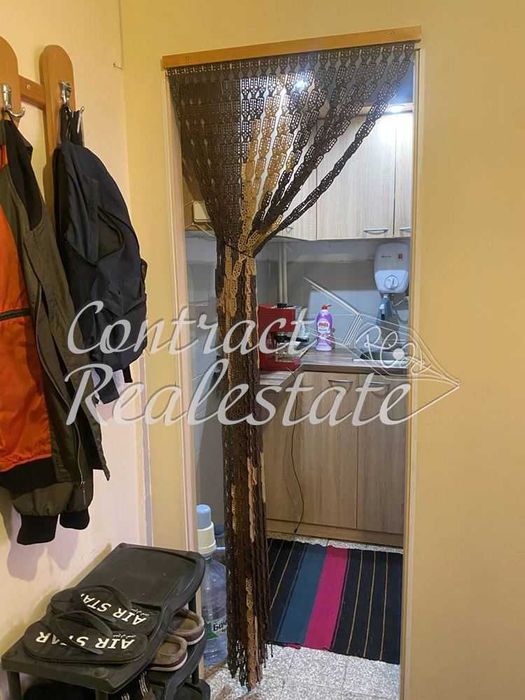 Дава се под наем Двустаен апартамент в Варна, Трошево - 40 кв.м за 229.5 € - Снимка #2