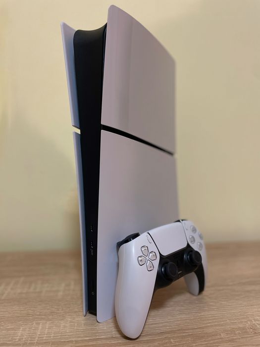 PLAYSTATION 5 SLIM - чисто нов джойстик