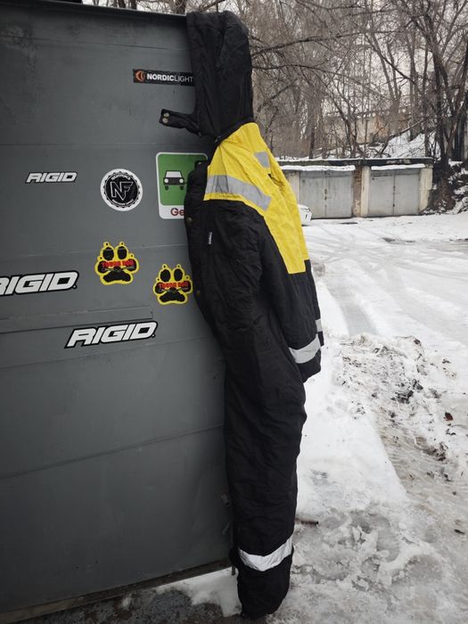 Комбинезон зимний, наполнитель тинсулейт