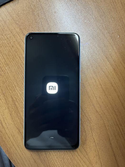 Продам телефон Redmi Note 9