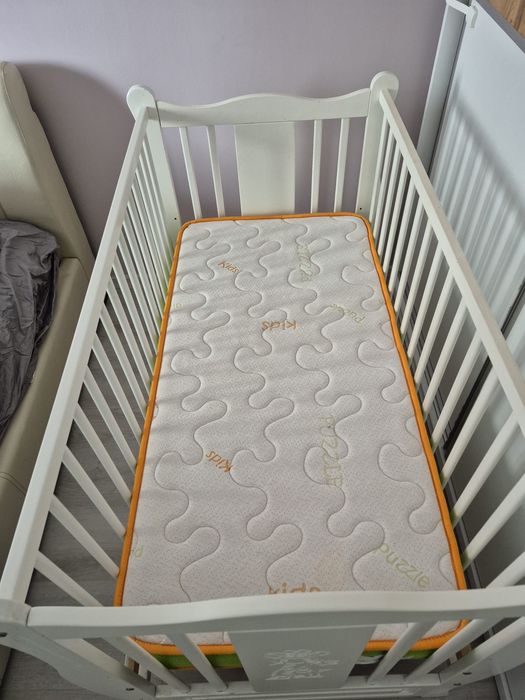 Pătuț bebe din lemn alb (60*120 cm)