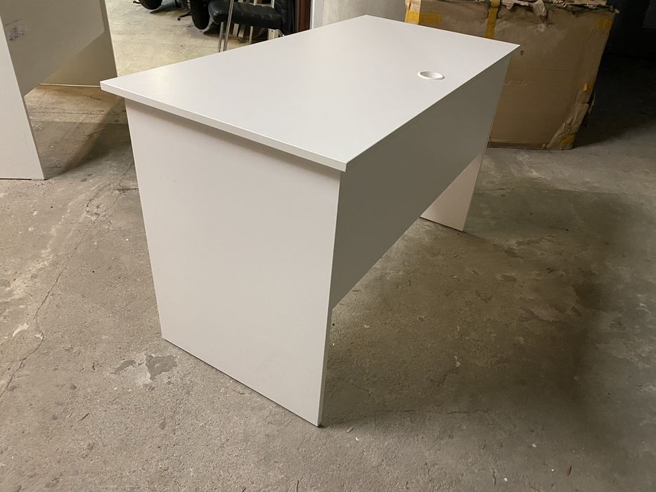 Birouri albe in stare perfecta