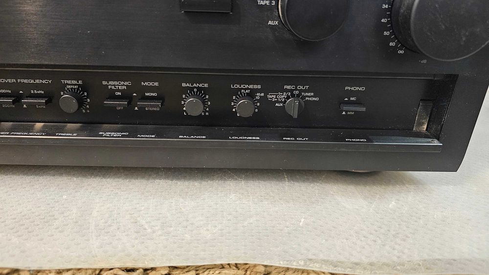 Amplificator Yamaha AX-1070 defect