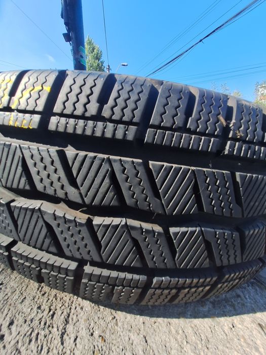 1x singura anvelopa iarna 215/65r16C Hankook Montaj Gratuit