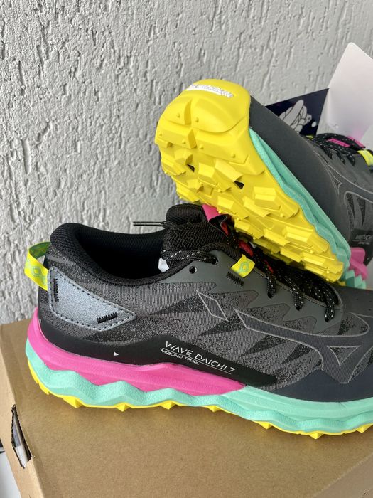 Pantofi de alergare trail Mizuno Wave Daichi 7 Marime 37