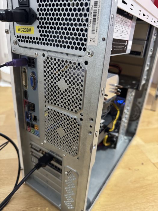 Vand unitate PC Gaming