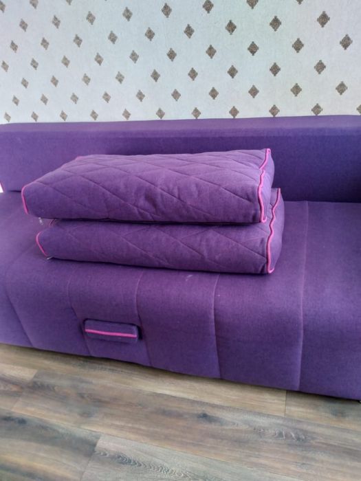 Продаю тахту.                 .