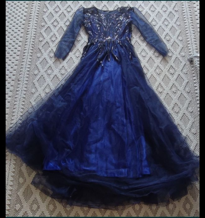 Женская одежда в отличном состоянии, пуховик, Куртка, вечернее платье.