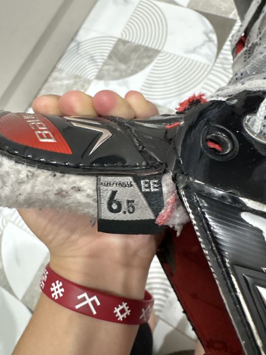 Коньки Bauer vapor 3.7x б/у