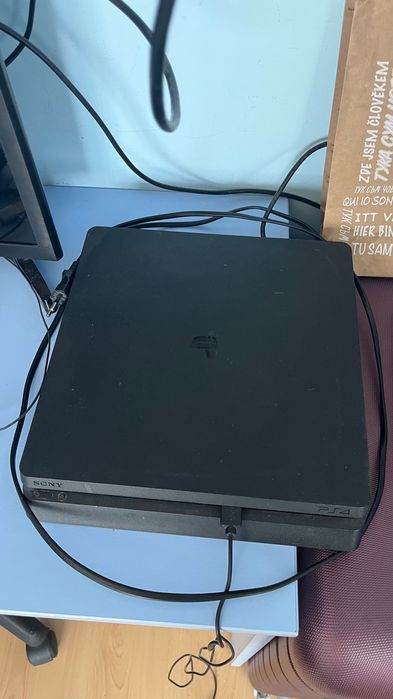 PlayStation 4/Плейстейшън 4