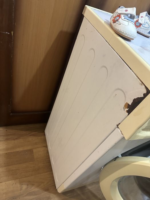 Продам стиральная машина бу срочноо