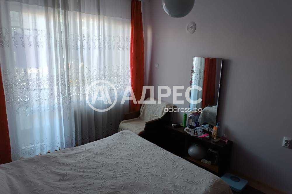 Продава се Тристаен апартамент в Разград, Център - 78 кв.м за 1795 €/кв.м - Снимка #2