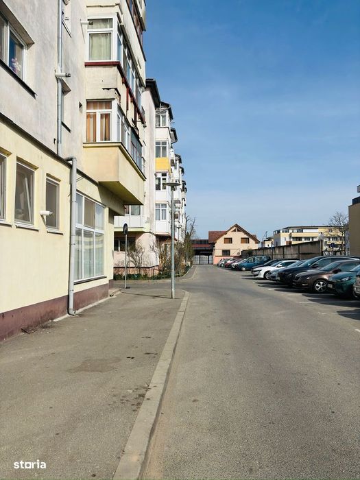 Spatiu Comercial cu vitrina 58 mp Stefan Cel Mare