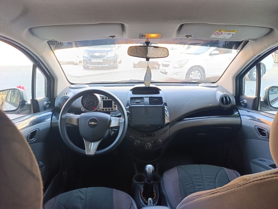 Chevrolet Spark 2018 — 3