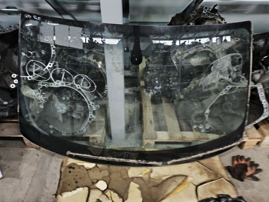 Челно стъкло за Audi Q3