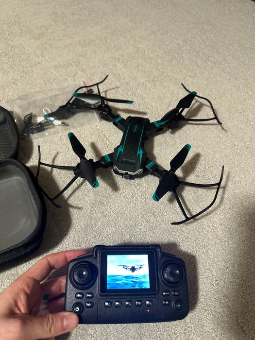 Drona noua cu telecomanda ecran digital, 5000 m