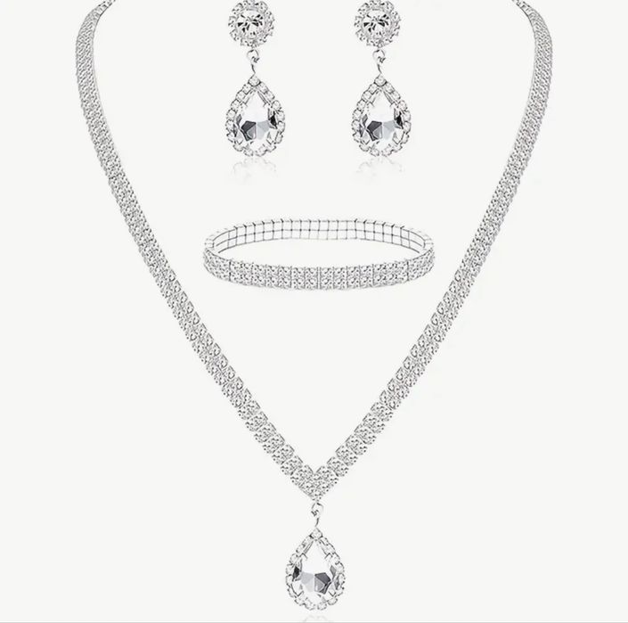 Луксозен комплект бижута с кристали 4 части – колие, обеци и гривна