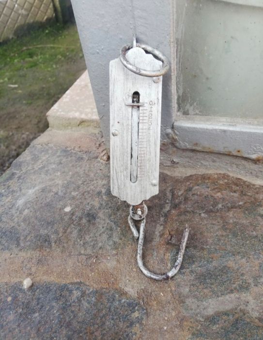 Кантар.   .     .