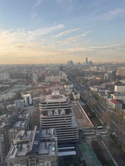 Продается 3/30/48 95м² жк "PIRAMIT TOWER" / Вид на Ташкент сити