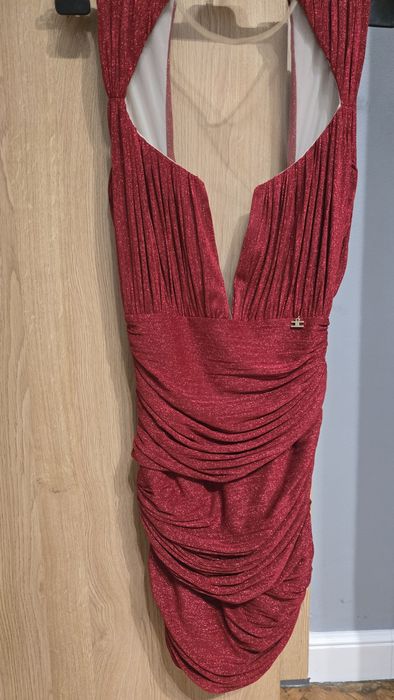 Предлагам Чисто Нова Рокля Elisabetta Franchi, размер S/IT40 и M/IT42