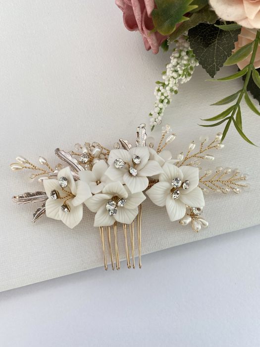 Аксесоар за коса за булка