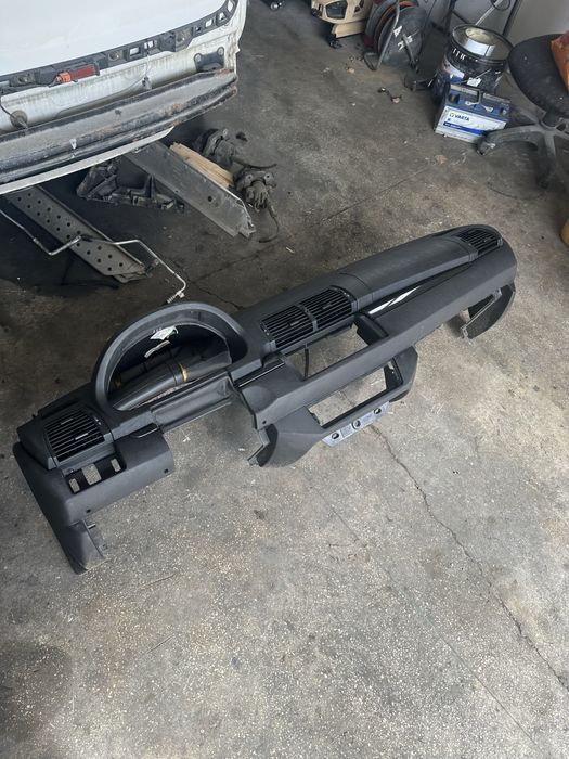 Plansa bord BMW X5 E53 facelift neagra