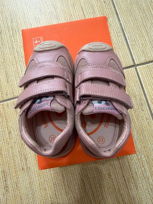 Pantofi copii fete din piele Biomecanics, model inalt, Roz