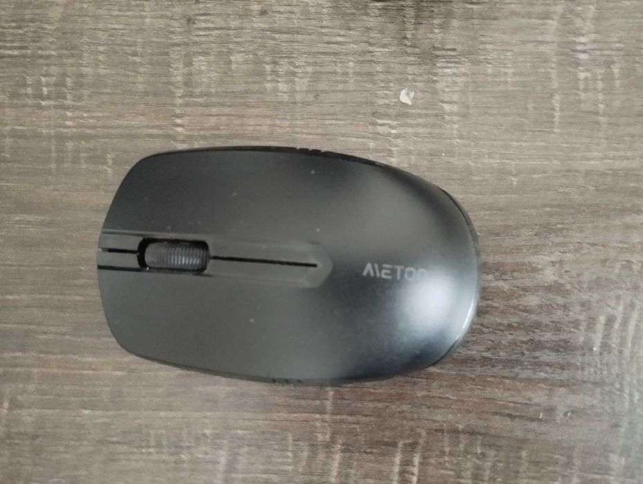 Kompyuter,klaviatura,mishka va kalonka