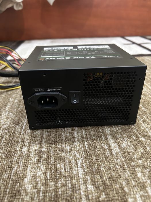 Chieftech 600W Bronze