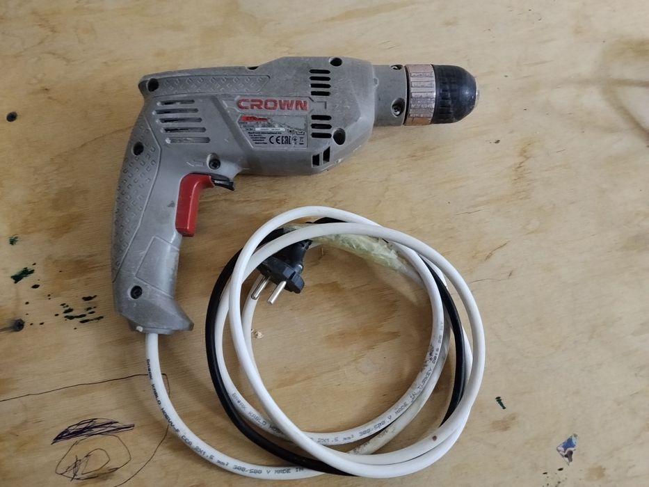 Продам шруповерт ! Электролобзик