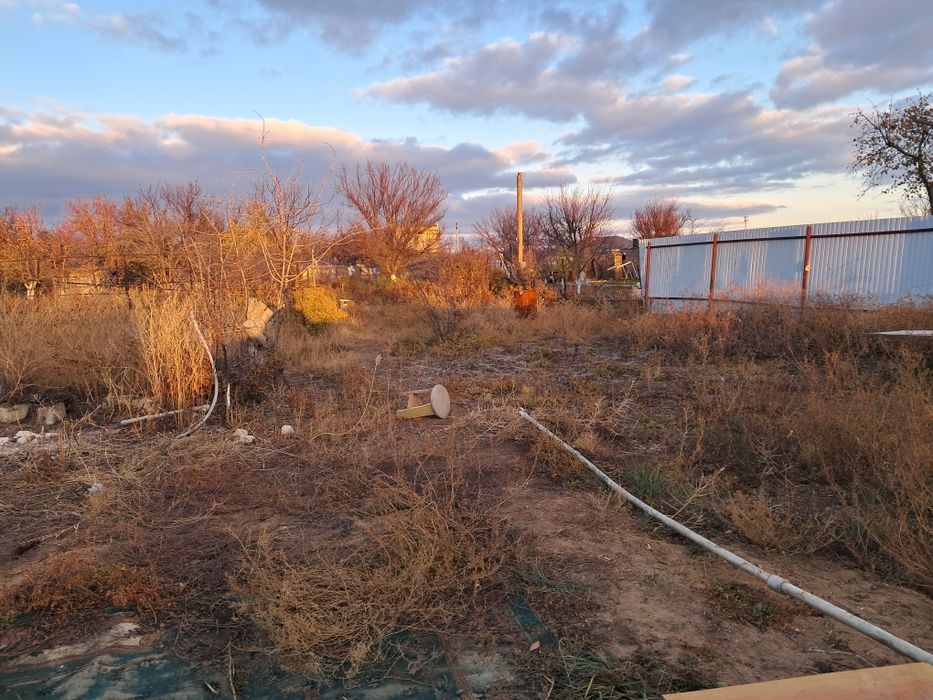 Продам дачный участок район бухарка.