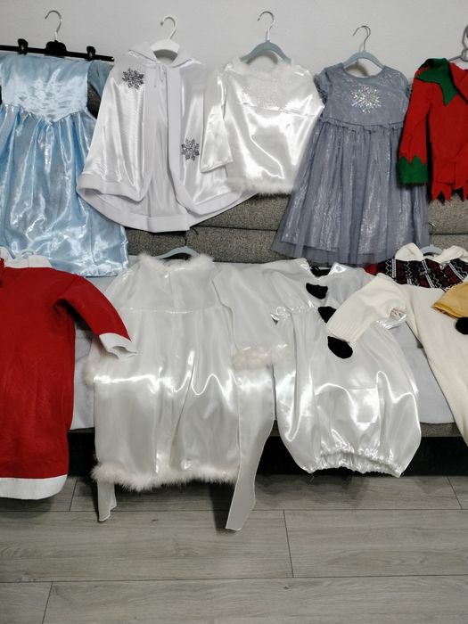 Costume serbare Crăciun