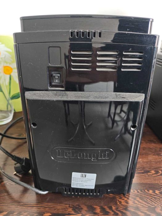 Кофемашина Delonghi Magnifica S