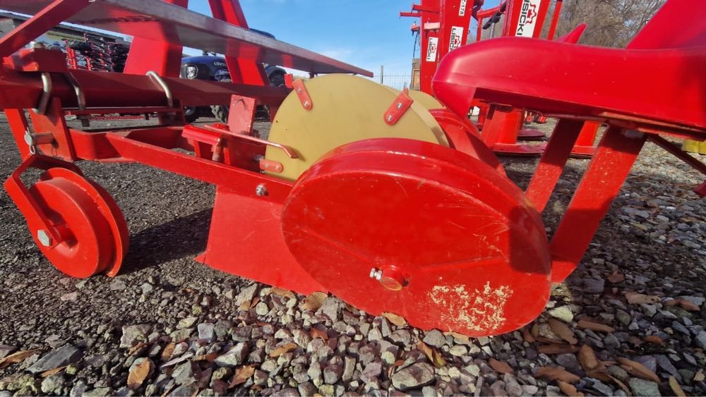 Рассадопосадочная машина двухрядная