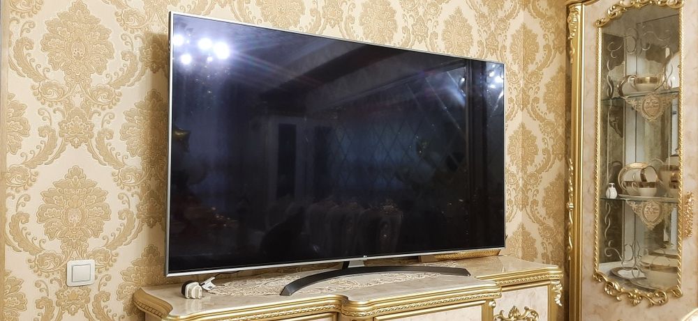 Срочно продается LG UHD TV4k 65дюймов