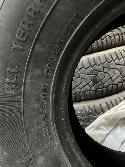 Шины всесезонка на Хаммер