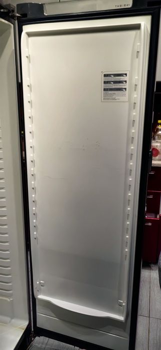 Продам холодильную камеру  Electrolux