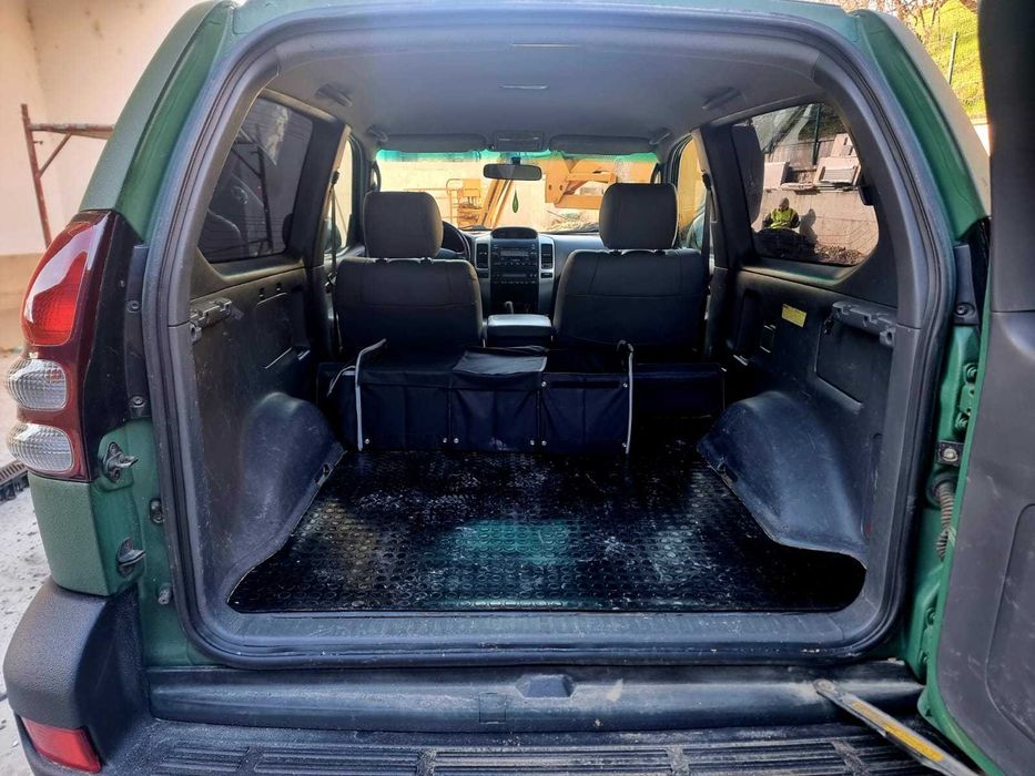 Toyota Land Cruiser J120 2008