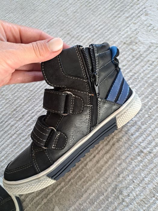 Високи обувки преходен сезон