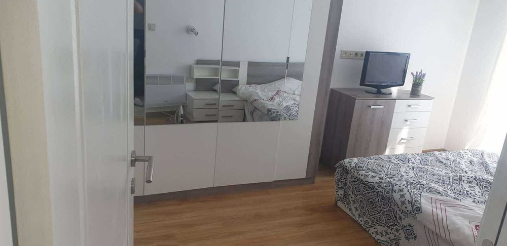 Тристаен имот в кв.Люлин 10