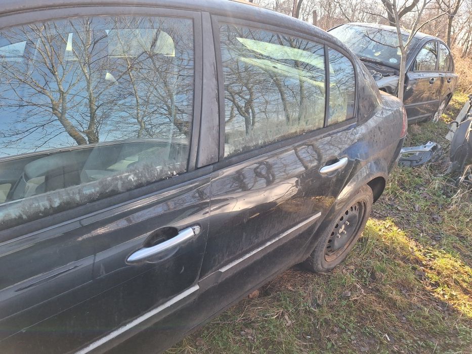 Dezmembrari Renault Megane 2 sedane an 2006