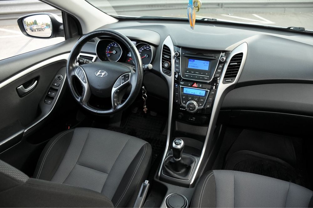 HYUNDAI i30 2017 — imagine 5