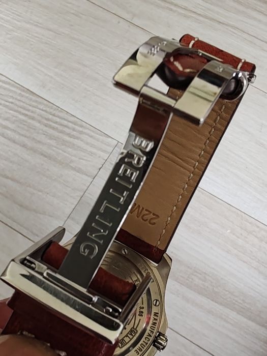 Ceas Breitling Aerospace Avantage Titanium Quartz 42 mm