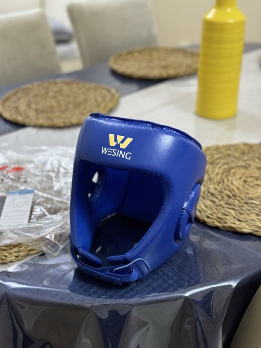 Продаеться оригинал шлем весинг