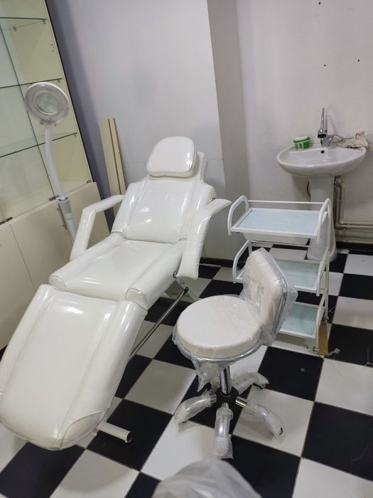 Кушетка для косметологических продцедур. Для Лешмейкер