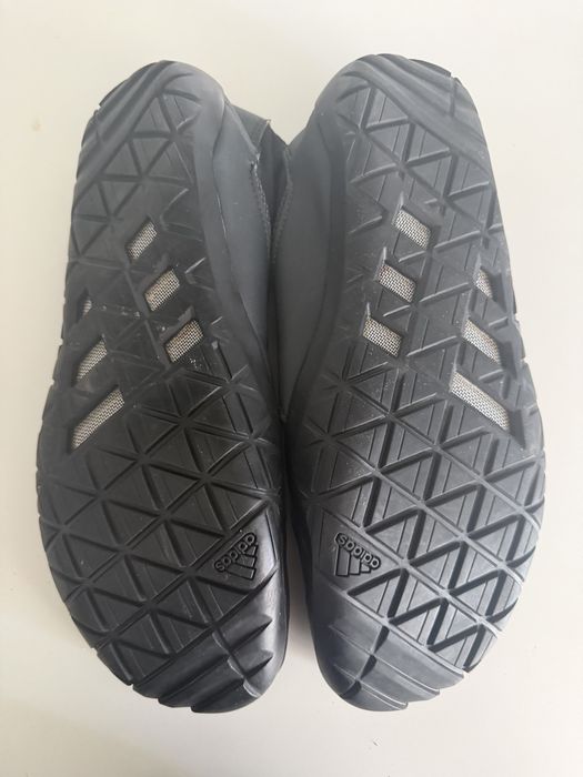 Маратонки adidas terrex 47 номер