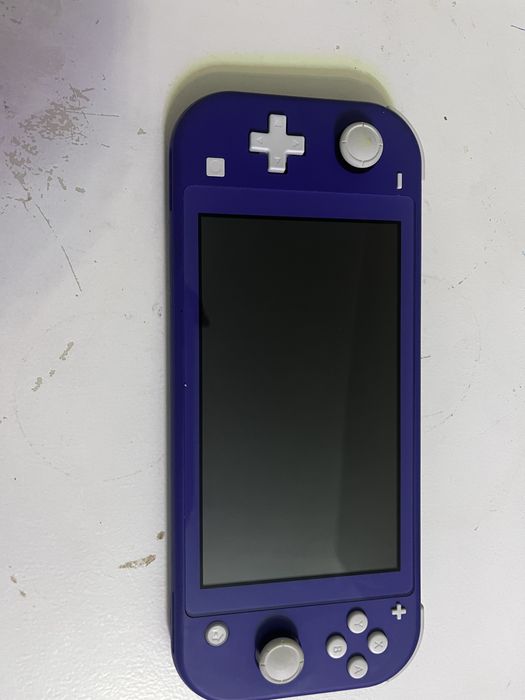 Nintendo Switch Lite состояние новое, без дефектов, торг уместен