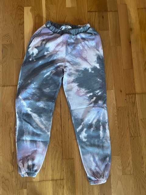 Анцуг pull bear женски