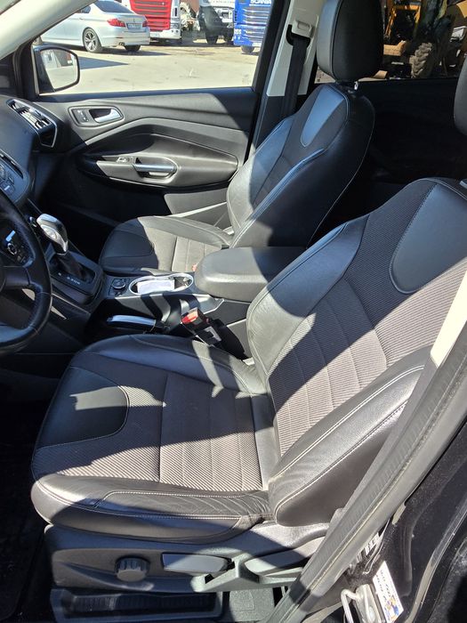 Ford Kuga 4x4, automat, 2015.